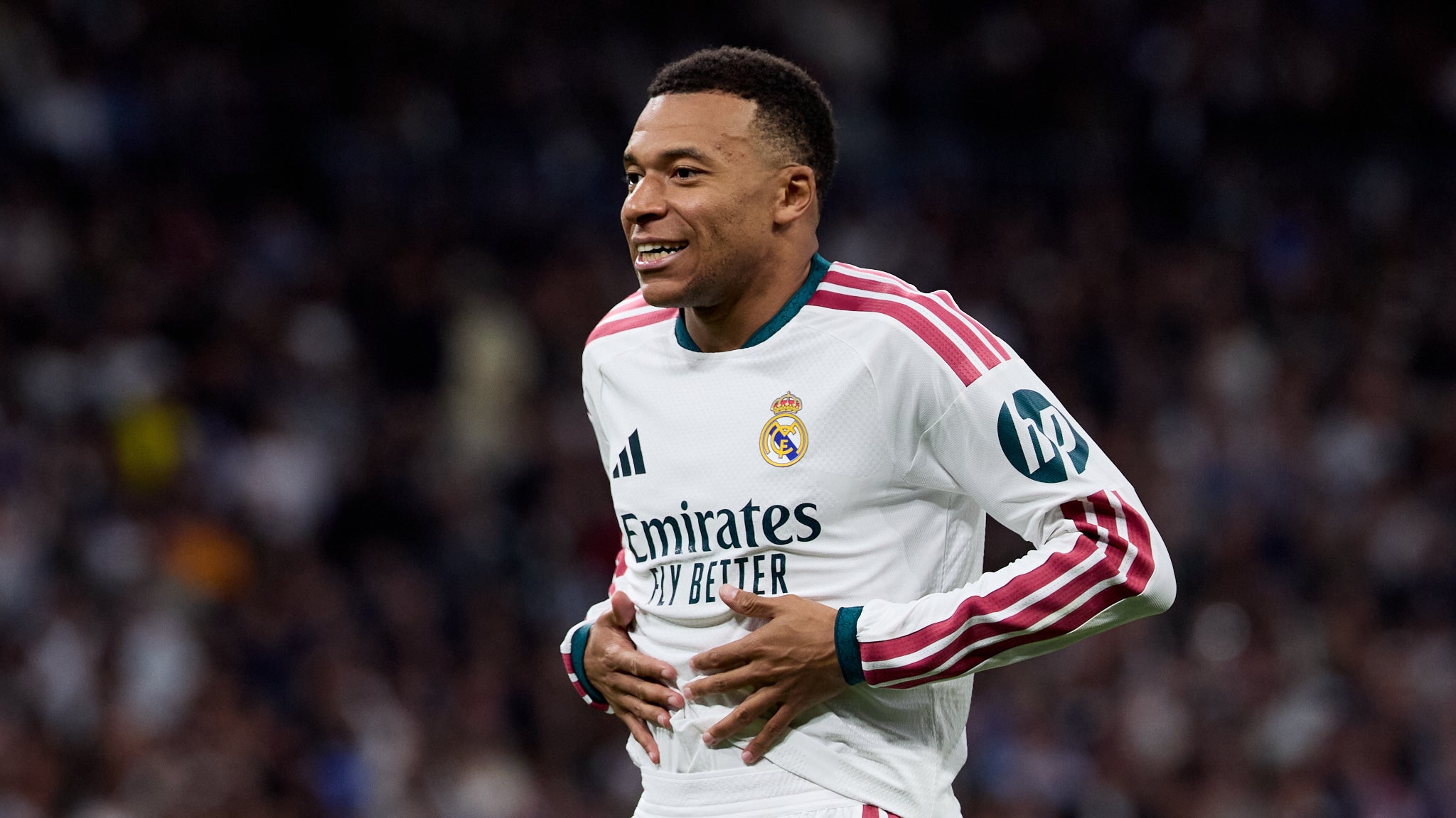 Ballon d'or : Jean-Pierre Papin tacle la communication de Mbappé, mais y croit toujours