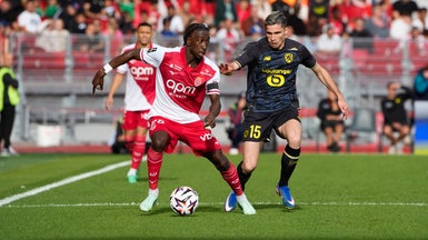 Lille prend la tête de la Ligue 1 malgré un match à dix contre onze à Monaco