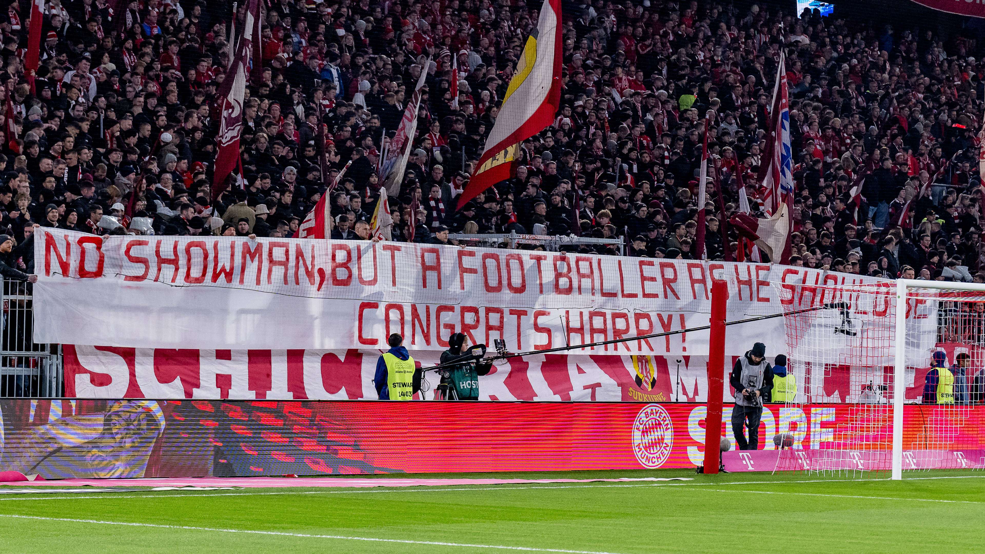 Ballon d'or : Harry Kane célébré par le Bayern Munich, sifflé par les supporters de Dortmund