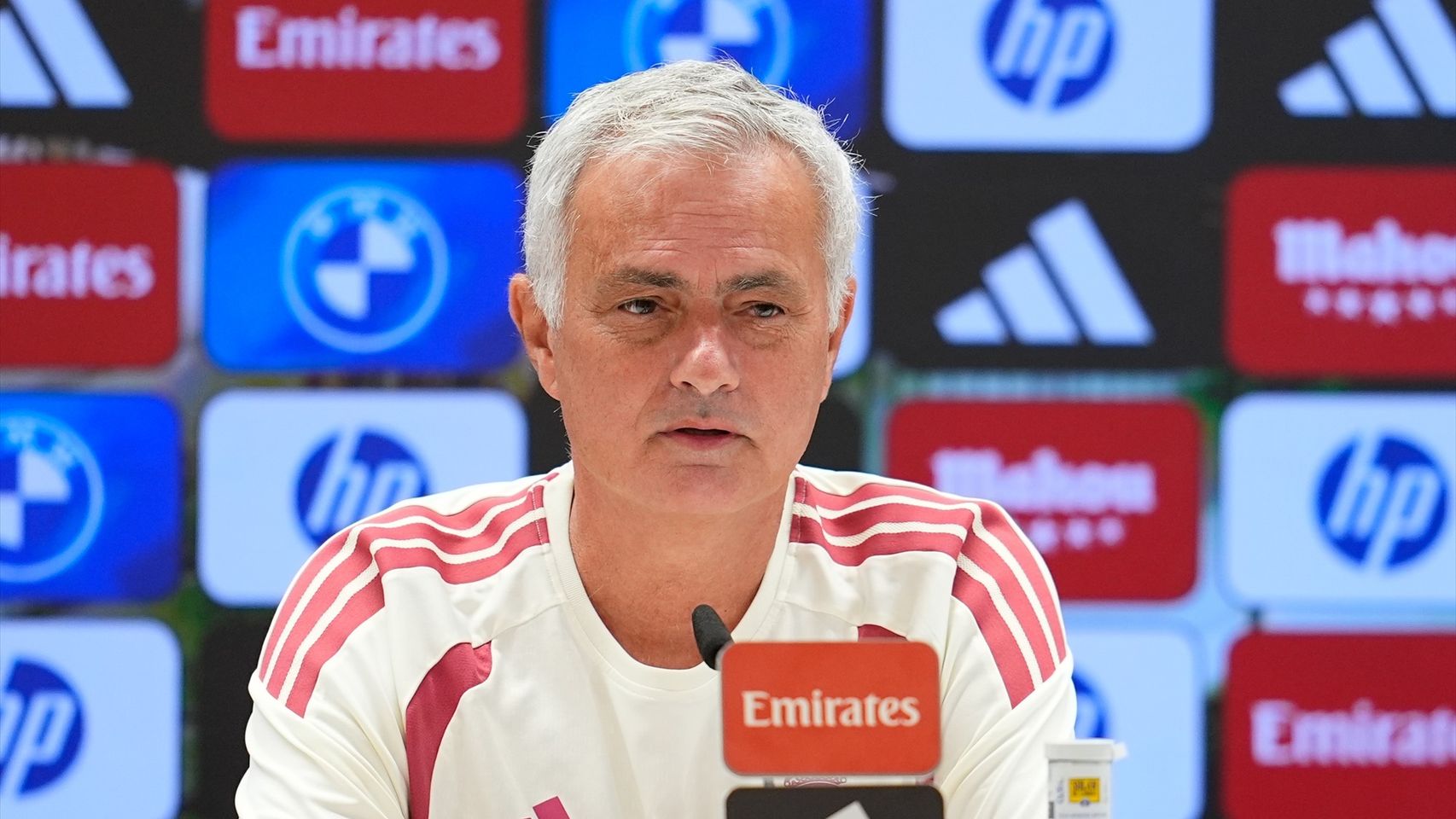 Mourinho réagit au classement du Ballon d'Or : frustration pour Mbappé, stupeur pour Bellingham